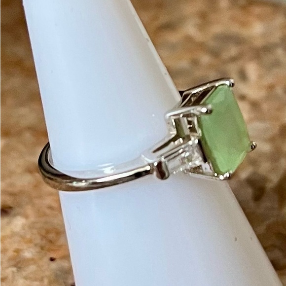 Bomb Party RETRO RBP3884 Modern Elegance Mint Green Opal Ring HTF - Picture 3 of 4